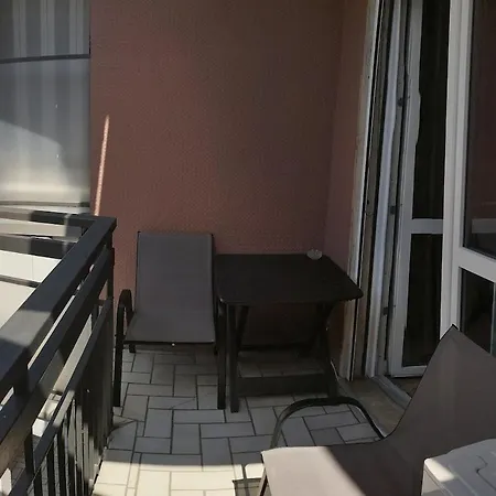 Mat20, With 5 Beds
